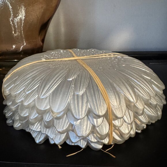 Sunflower Shape Plate Set Glass Glazed Cream Made in Turkey Villa Collection - Picture 8 of 13